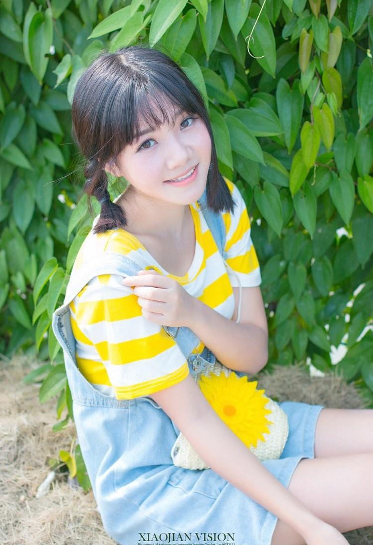 清純天然美女戶外一日游隨拍寫真圖片
