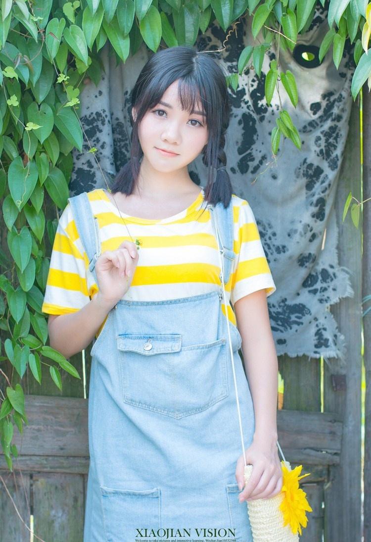 清純天然美女戶外一日游隨拍寫真圖片