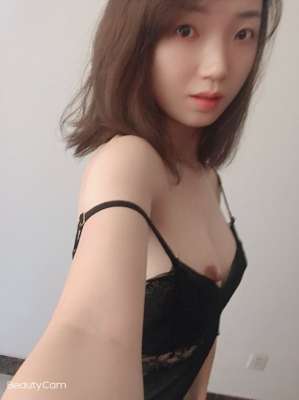 網絡上那些露臉的小姐姐們