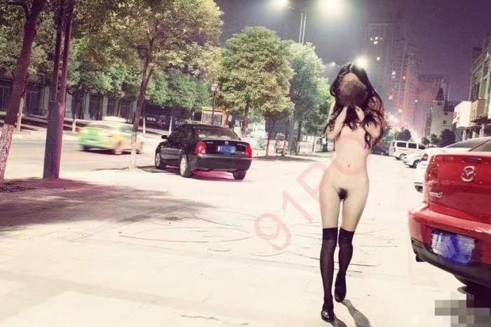 露出，人前的騷才是真的騷