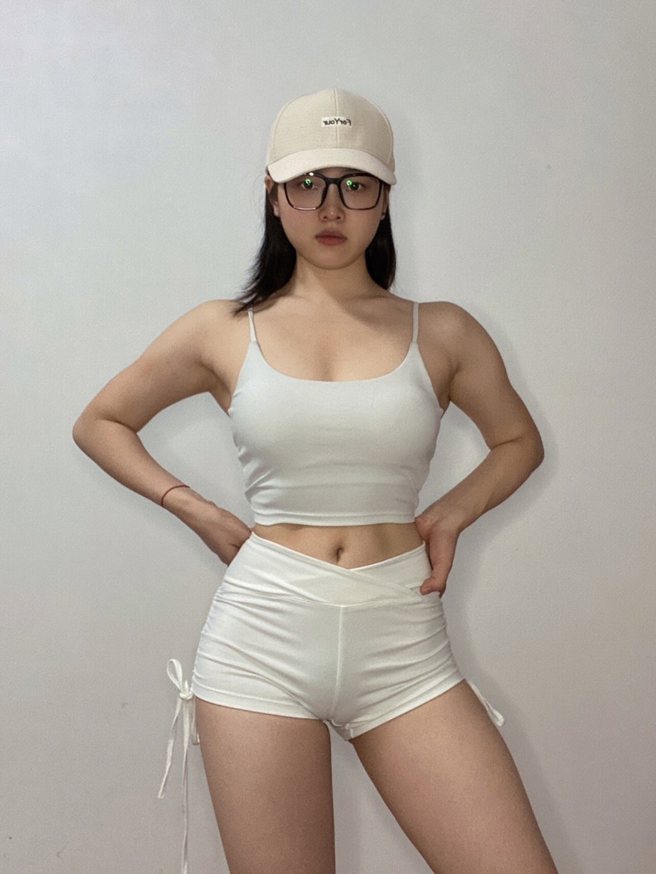 若隱若現駱駝趾