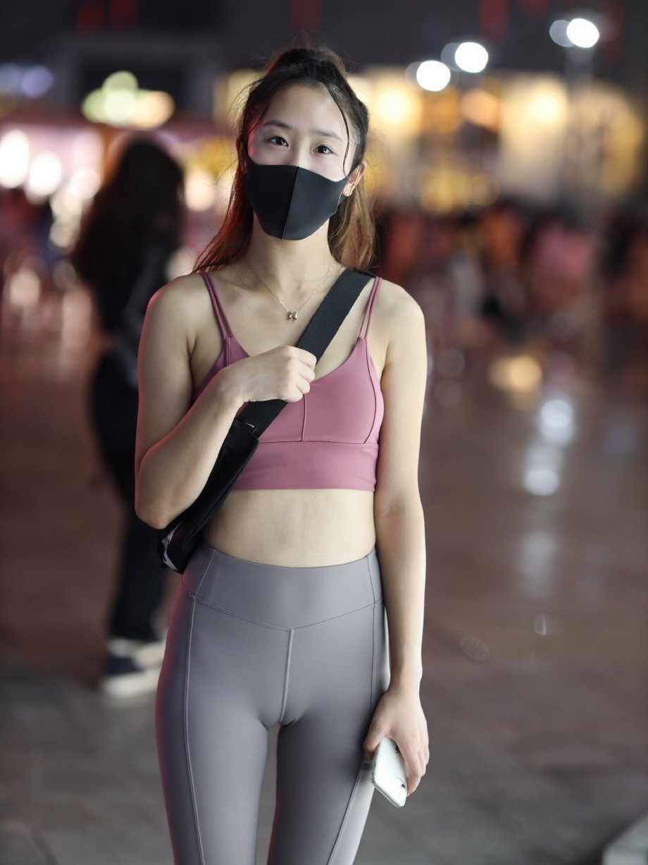 若隱若現駱駝趾