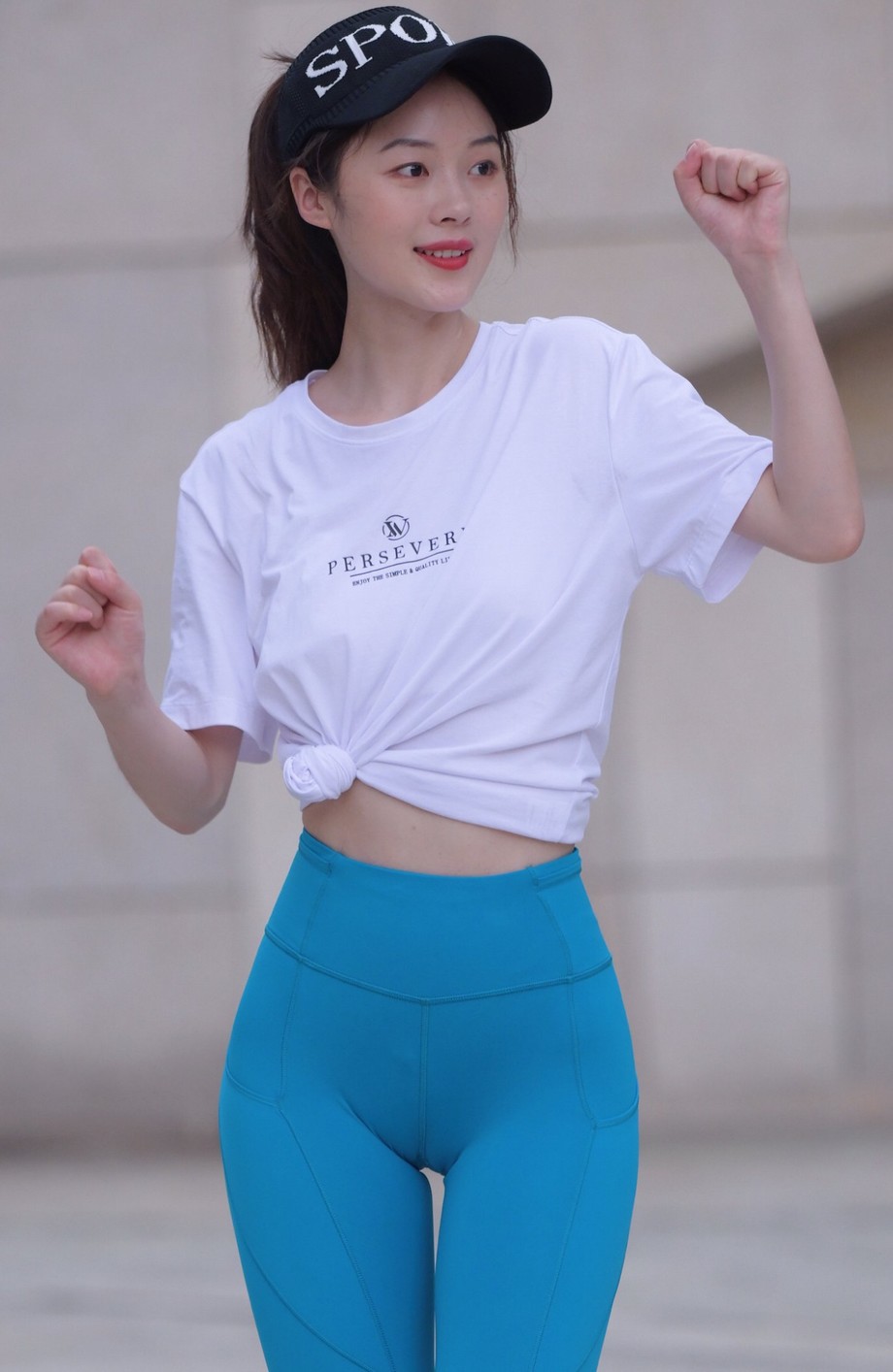 若隱若現駱駝趾
