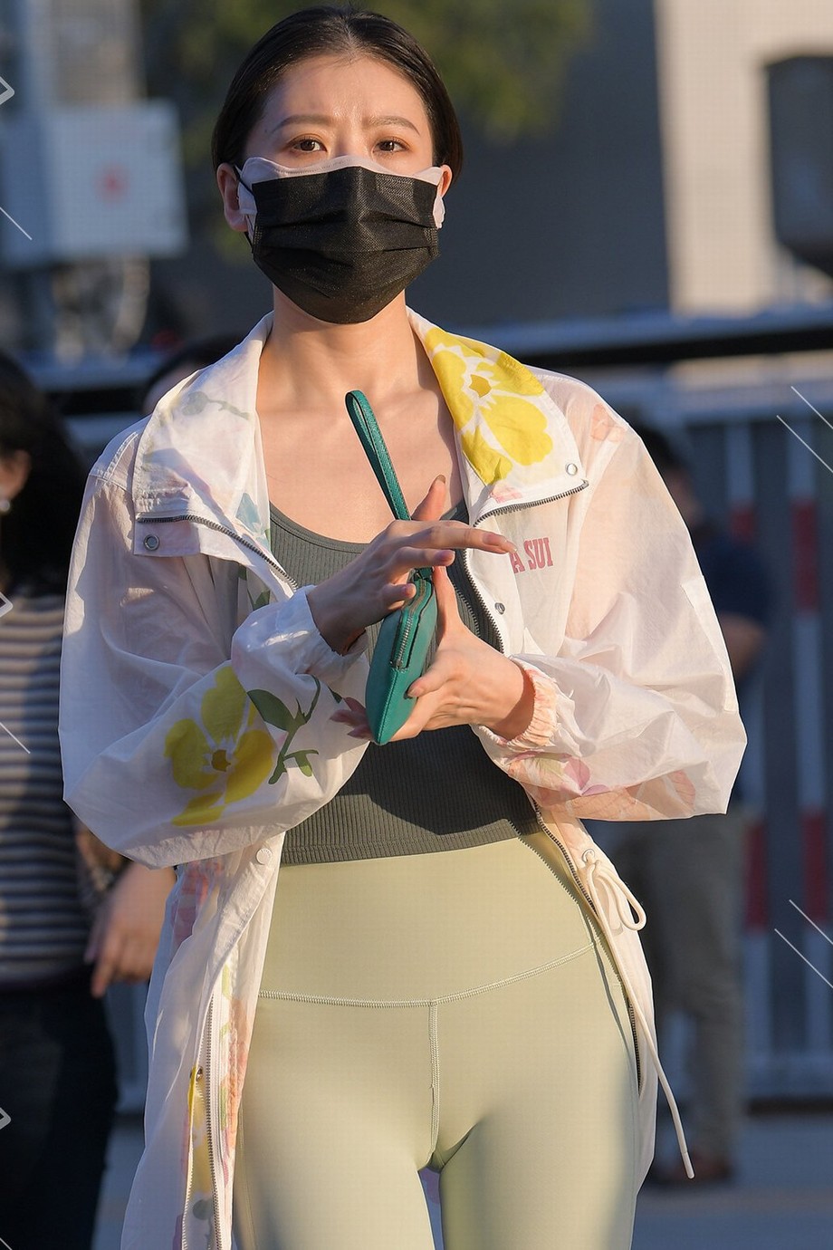若隱若現駱駝趾