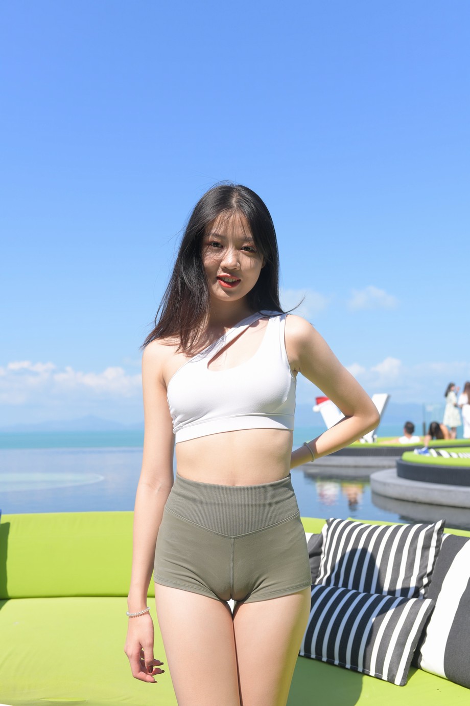 若隱若現駱駝趾