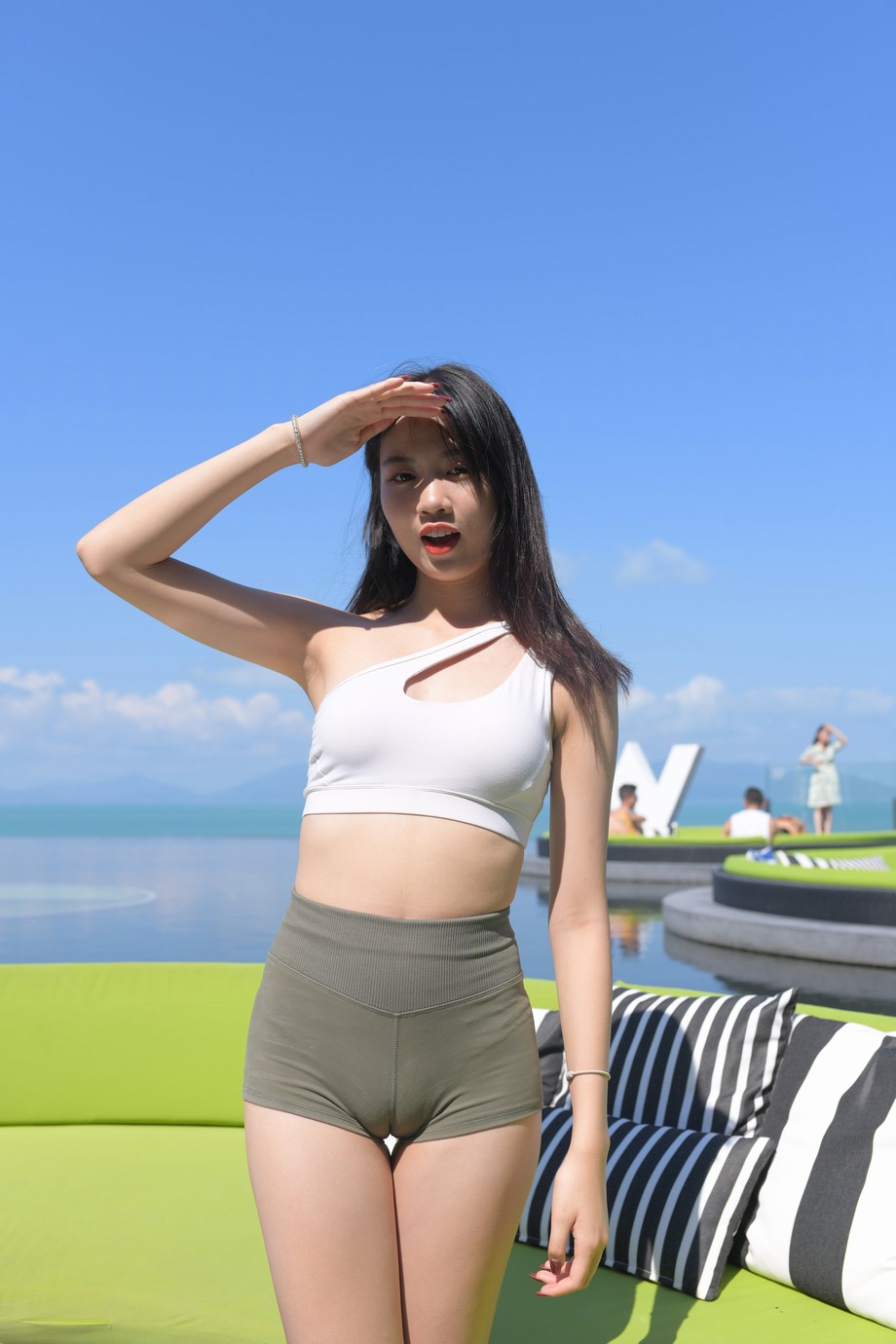 若隱若現駱駝趾