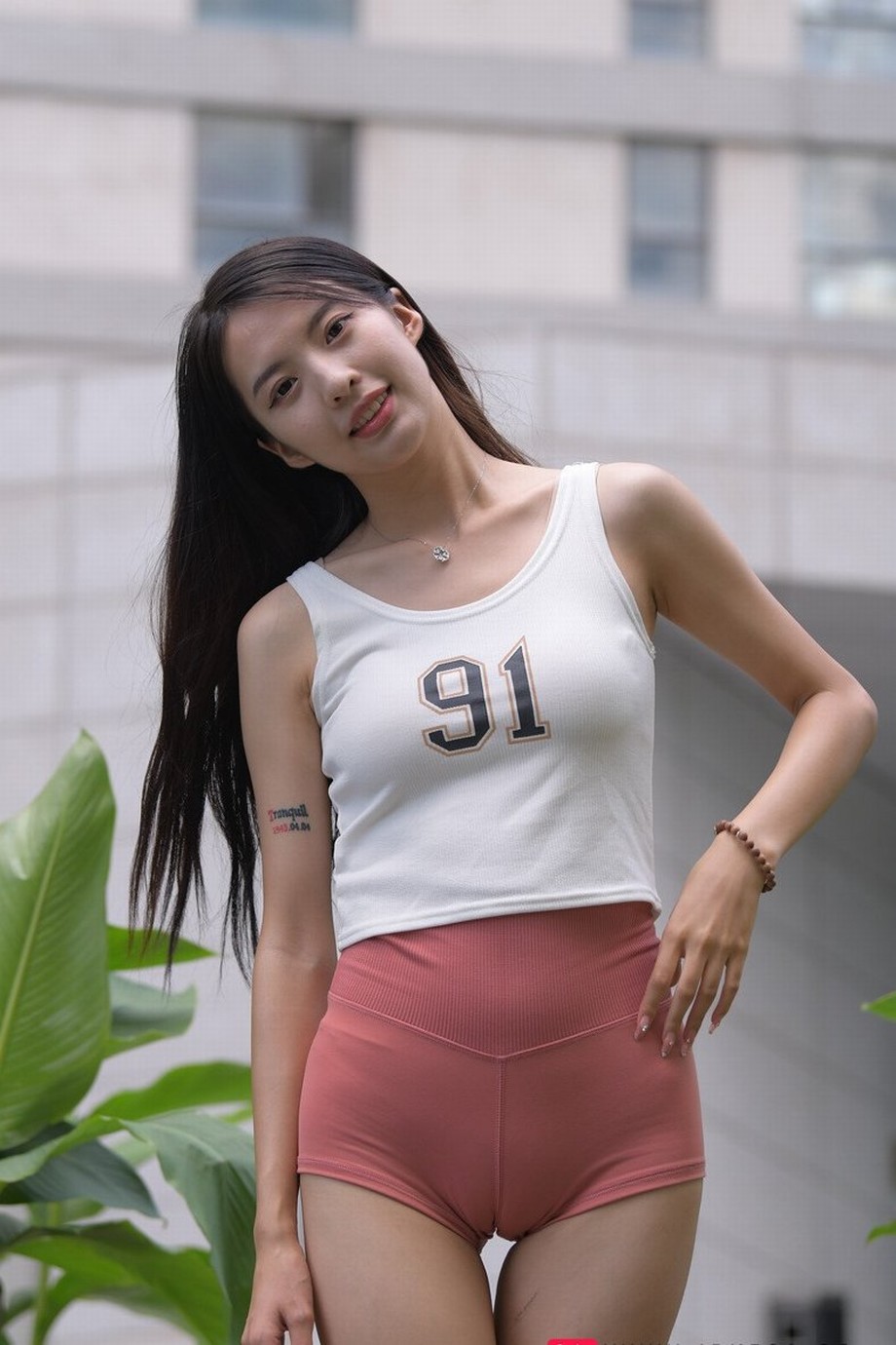 若隱若現駱駝趾