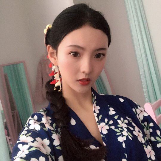一組風燒小姐姐