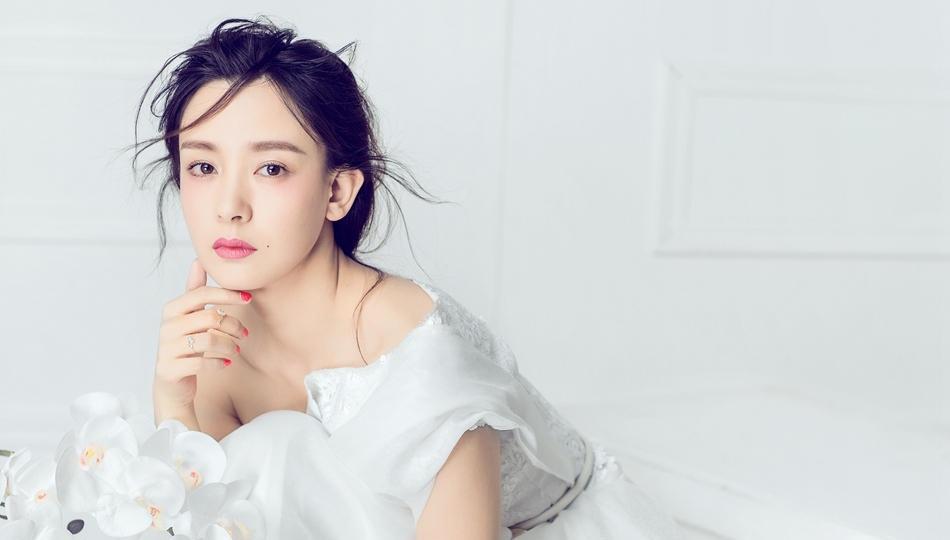 白衣仙女周奇奇清新寫真