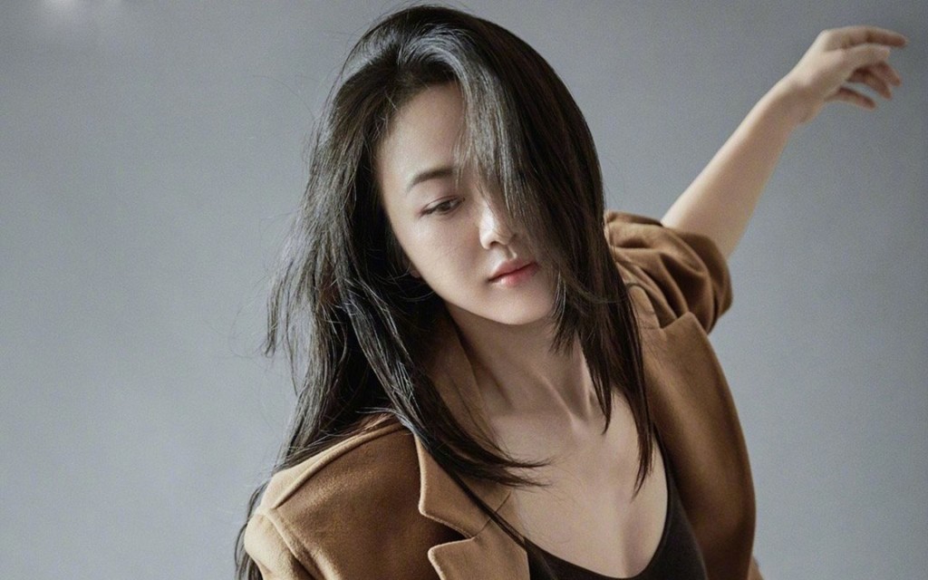 湯唯早秋魅力大片