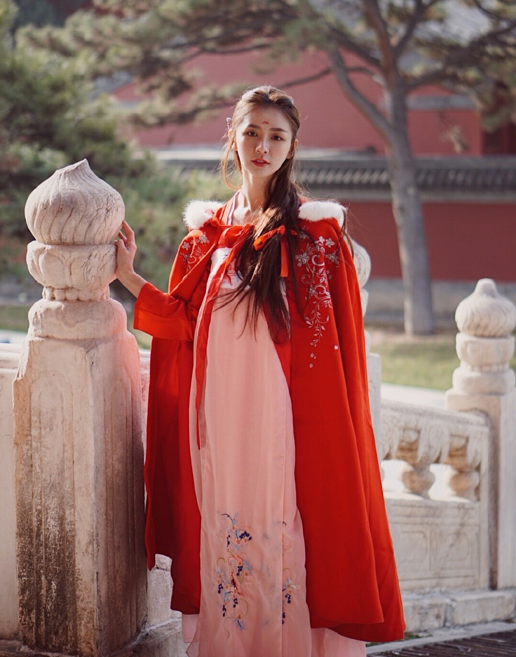 蔡卓宜古裝漢服迷人唯美寫真