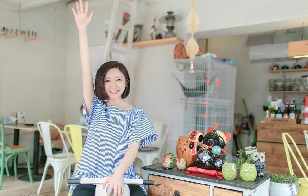 清純短發氣質美女時尚迷人俏皮可愛唯美寫真