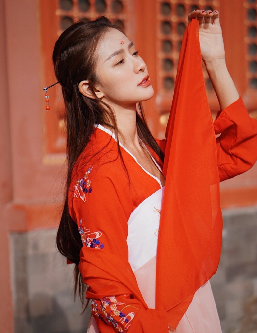 蔡卓宜古裝漢服迷人唯美寫真