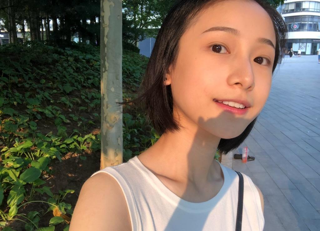姜梓新可愛生活照圖片
