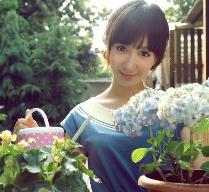 清純美女婁藝瀟清純寫真大片