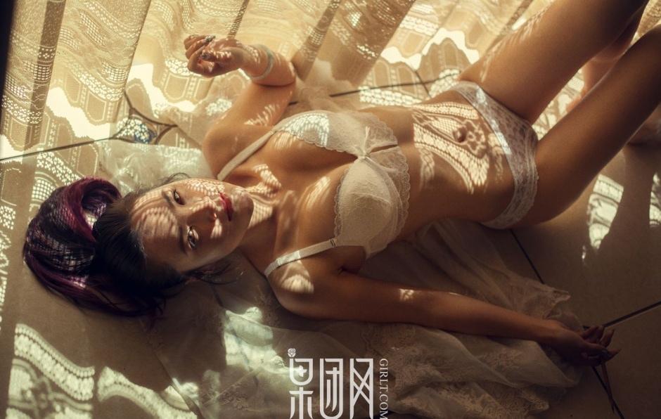 時尚文藝青年也性感妖嬈