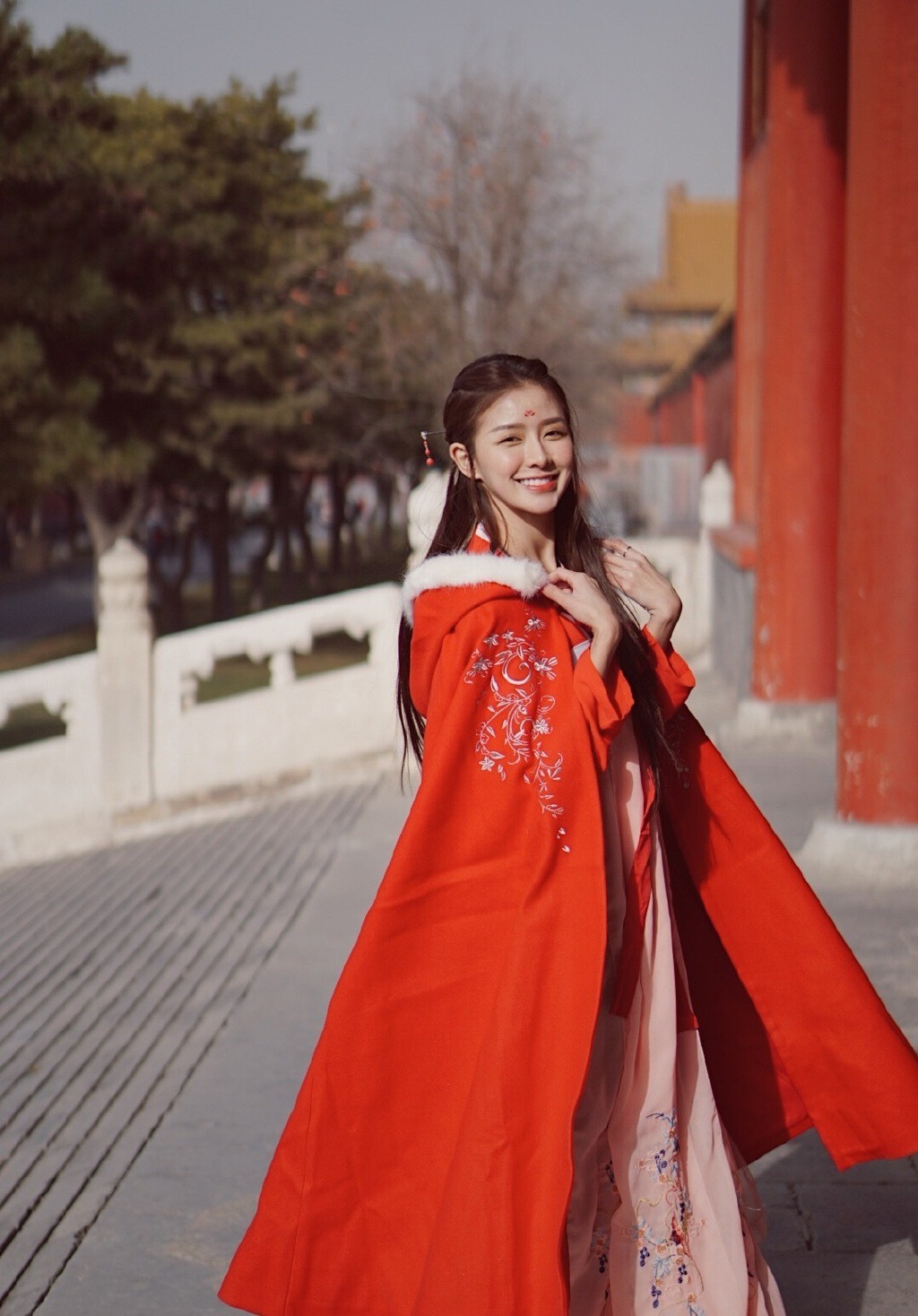 蔡卓宜古裝漢服迷人唯美寫真