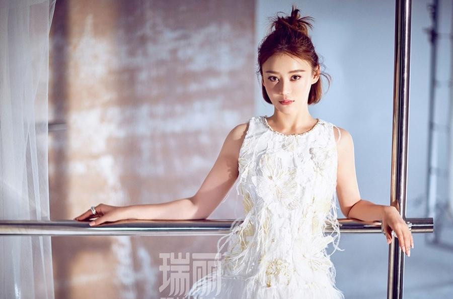 袁姍姍復古寫真美照曝光甜美迷人