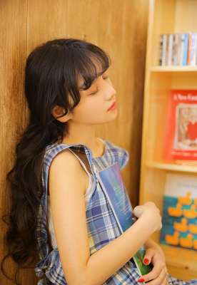 性感小清新美女模特性感美腿誘惑時尚私房寫真
