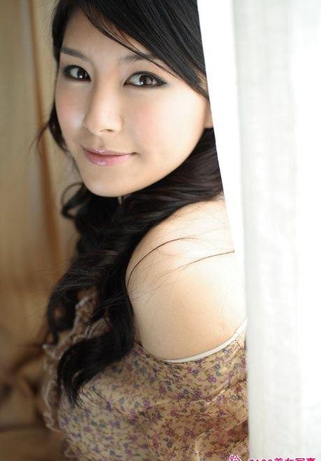 畢業季清澈無暇女寫真