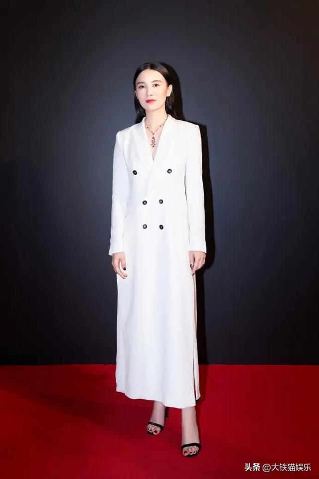 恭喜!女星紅毯斗艷“風向”變了,捂得嚴實還艷壓群芳,才是真美