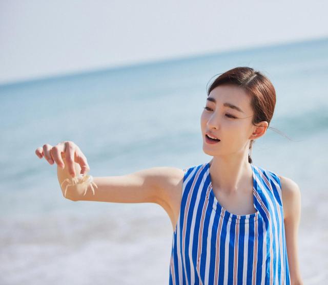 五位女星養(yǎng)眼美圖欣賞，個個美若天仙，你最喜歡誰呢？