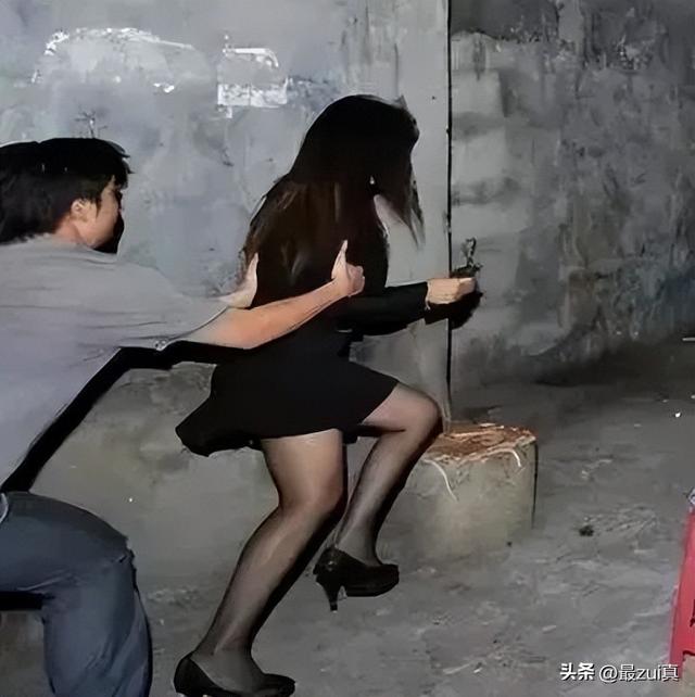最真：重慶女版高啟強，強迫2000女性賣淫，背后靠山可怕