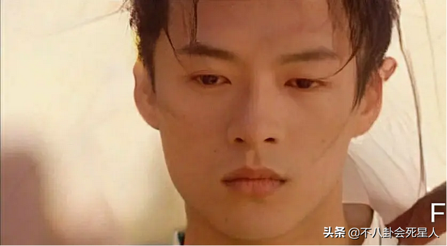 女星性轉(zhuǎn)男裝照:熱巴撞臉大眼仔,楊穎神似羅云熙,關(guān)曉彤變路人