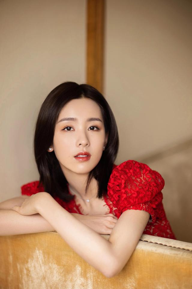 五位女星養(yǎng)眼美圖欣賞，個個美若天仙，你最喜歡誰呢？