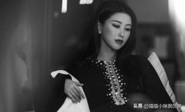 被譽為中國第一美女,與法拉利總裁談戀愛,朱珠到底靠什么?