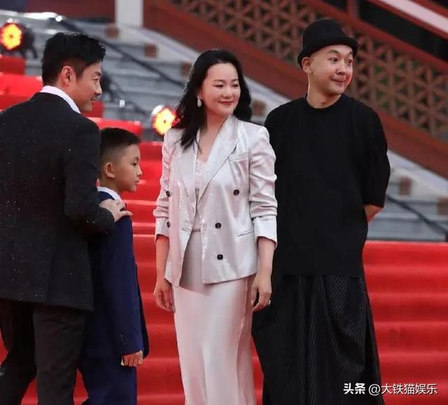 恭喜!女星紅毯斗艷“風向”變了,捂得嚴實還艷壓群芳,才是真美
