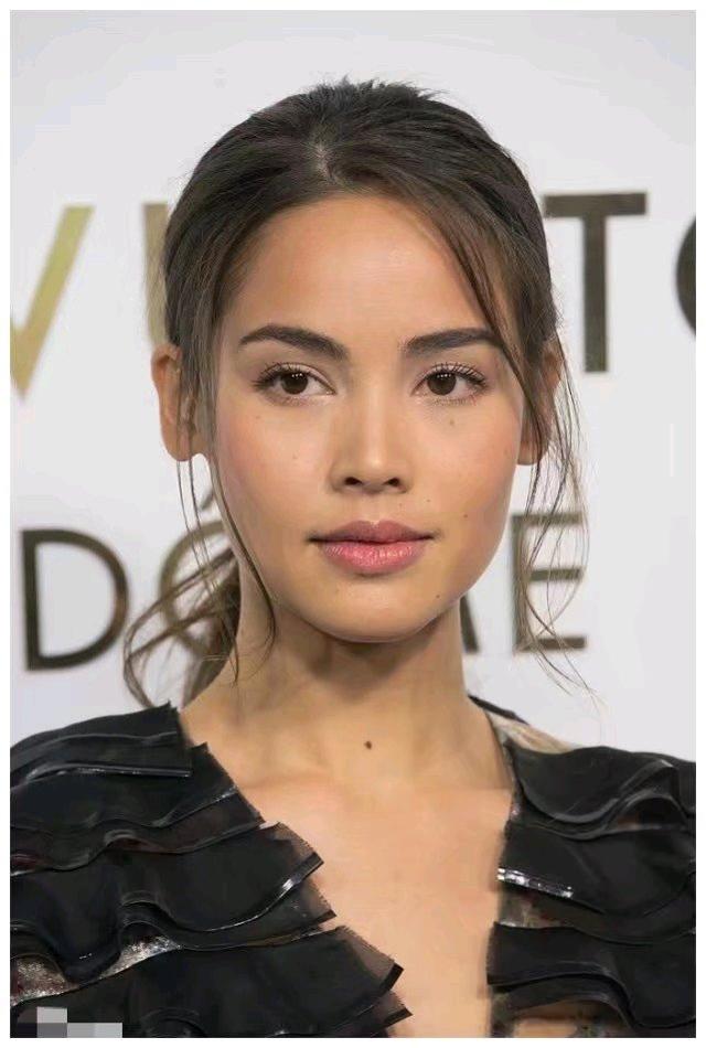 盤點世界評出的五大美女,中國擠進一位,不是baby也不是楊冪