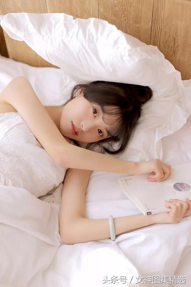 極品美女酥胸性感撩人寫真