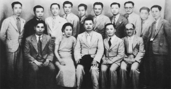 黃埔軍校最美女兵,給兩位正國級當過秘書,丈夫也是正國級