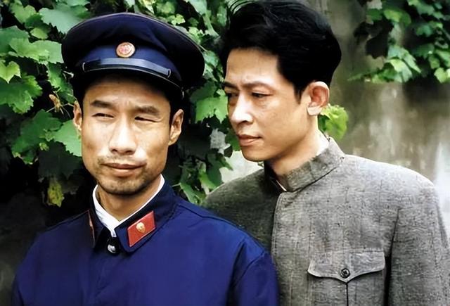 10部評分高的諜戰劇,《懸崖》墊底,《潛伏》只能排第二
