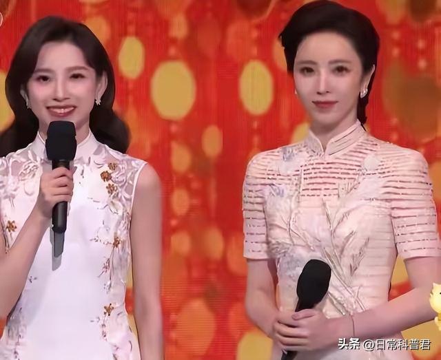通過董卿、李思思，終于知道這些女主持人為啥喜歡光腳穿高跟鞋！