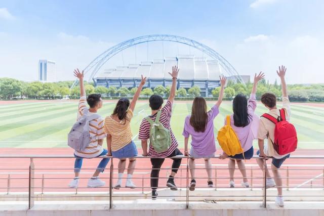 女孩成長的5個階段和父母最擔心的問題