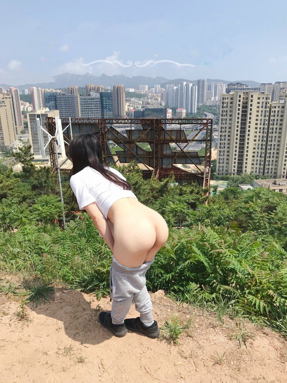 撅起你的大屁股，我要輸出了
