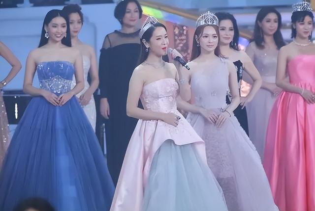 史上最丑港姐:齙牙、高齡,學(xué)歷低!全靠有個(gè)“明星爹”奪冠