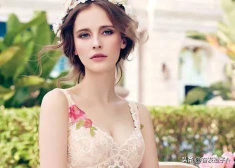神秘的巴西模特德博拉·席爾瓦,天使面孔魔鬼身材,美得讓人窒息