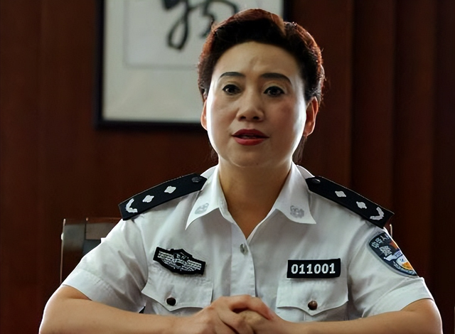 強奸大學生,玩弄12位女明星,霸占警花10余年,結局是死刑!