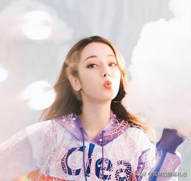 臉上這3處有“痣”的女人,千萬別去點(diǎn)掉!看著氣質(zhì)高級還特減齡