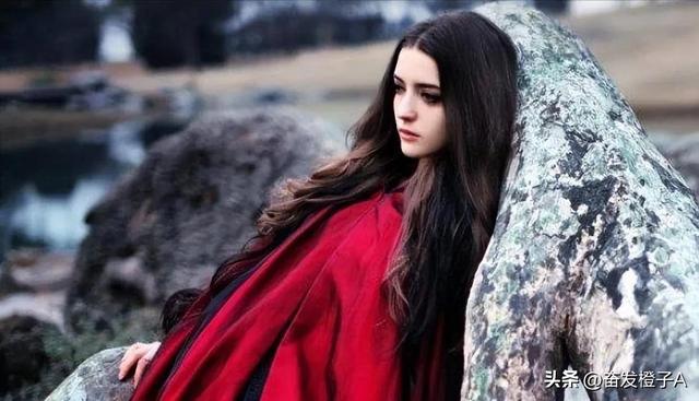 神秘的巴西模特德博拉·席爾瓦,天使面孔魔鬼身材,美得讓人窒息