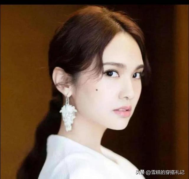 臉上這3處有“痣”的女人,千萬別去點(diǎn)掉!看著氣質(zhì)高級還特減齡