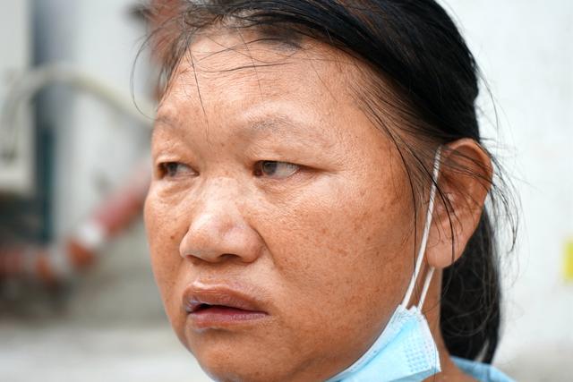 湖北一美女終圓教師夢,誰知肚子疼后悲劇發生,媽媽崩潰痛哭流涕