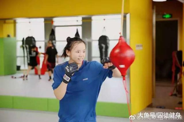 “籠子里的林妹妹”溫州格斗女孩被評為世界上最能打的女人之一