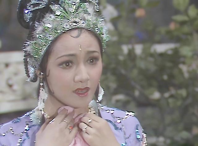 《西游記》中顏值最高的八位女妖，有兩位是狐貍變化而成的