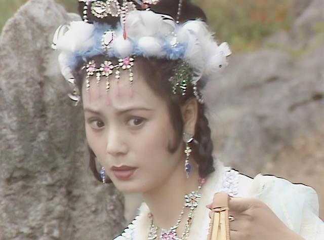 《西游記》中顏值最高的八位女妖，有兩位是狐貍變化而成的