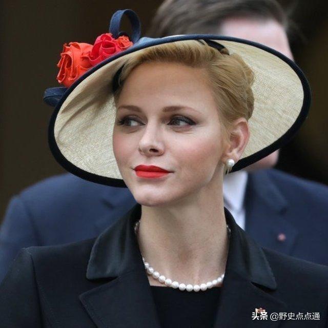 逃婚、在婚禮上哭泣、生下龍鳳胎,她今年42歲,是摩納哥王妃