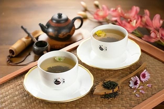 建議女人：若不差錢，這4種茶要多喝，好喝養顏，別忽略